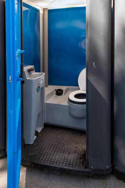 Portable Toilet Options We Offer in Dumas, AR